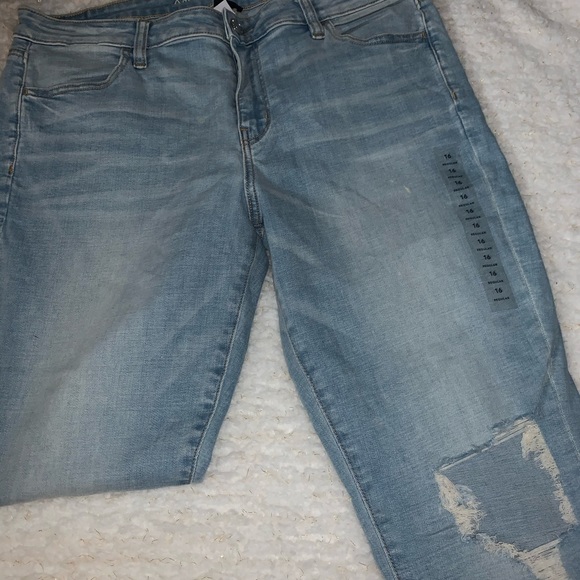 women’s clothing - Picture 4 of 15